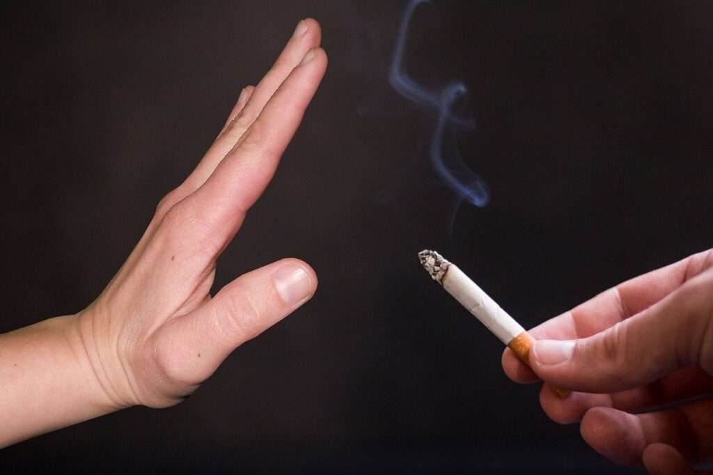 découvrez comment le cbd peut aider à l'arrêt du tabac en réduisant le stress et les envies de fumer, pour un sevrage plus naturel et efficace.